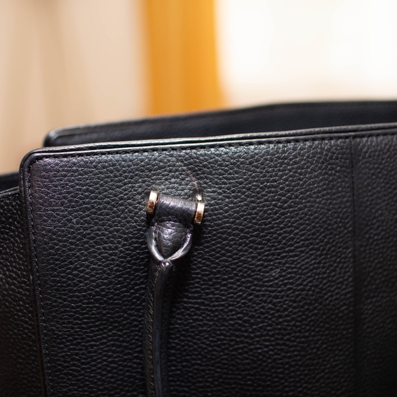 Large Black Kate Spade Purse - Picture 5 of 8